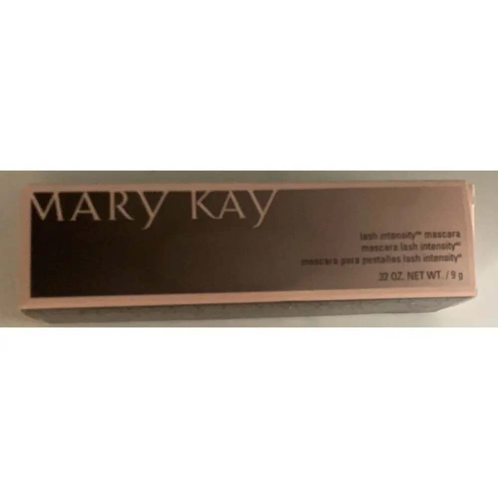 New In Box Mary Kay Lash Intensity Mascara Black ~ Full Size